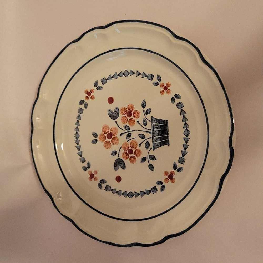 Cumberland Brambleberry Dinner Plate